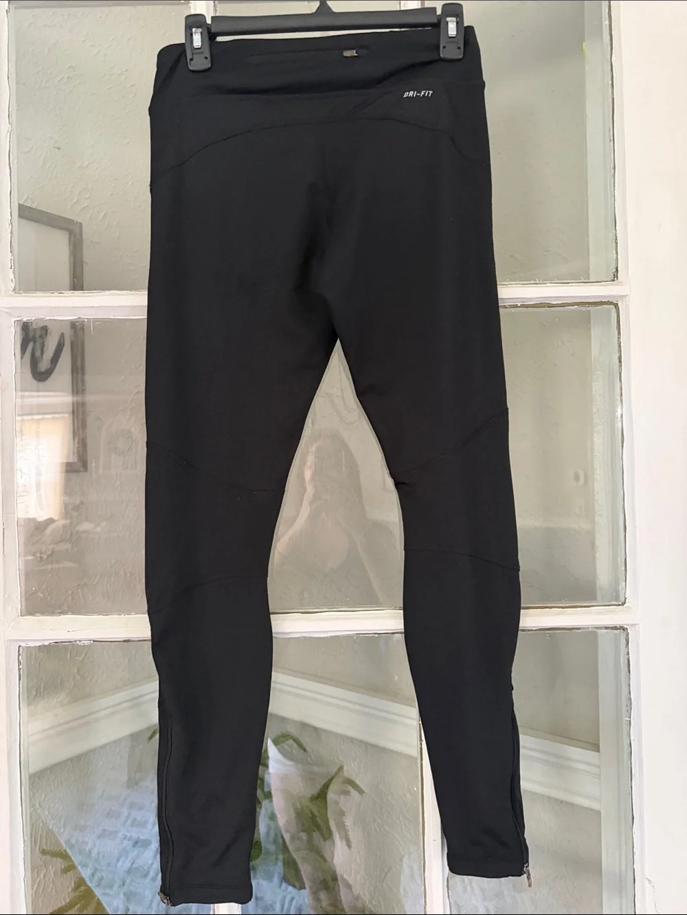 Nike Women’s Black Running Tights - Reflective Detail